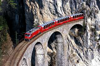 Bahnreise Schweiz Bernina Express Sunstar Hotels 13 s