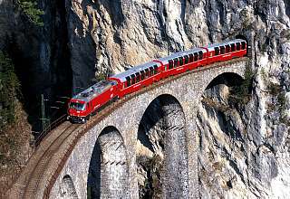 Bahnreise Schweiz Bernina Express Sunstar Hotels 13 s